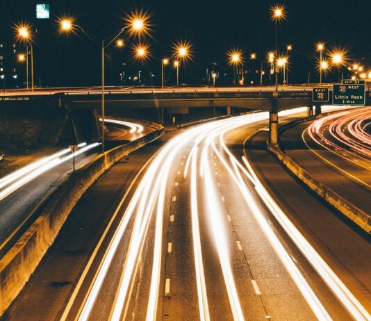 국토부, 세종-안성 고속도로 붕괴 사고조사 착수