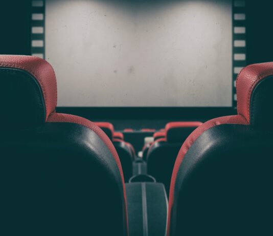 “6000원 할인받고 영화 즐기자”…25일 10시 450만 장 배포