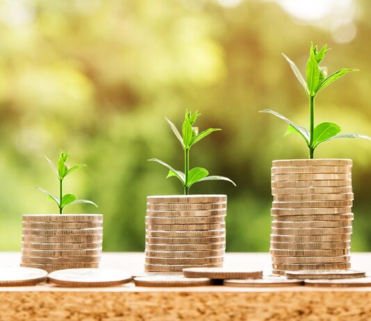 내년 ‘기준 중위소득’ 4인가구 649만 원…역대 최대 6.51% ↑