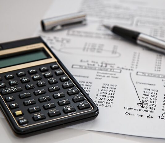 내년 장기요양보험료 517원 인상…’중증 수급자·돌봄 인력’ 지원 확대